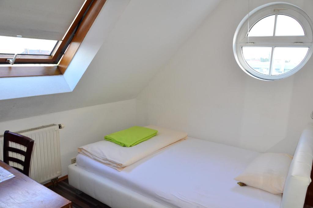 Hotel Moerike Ludwigsburg Habitación foto